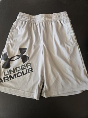 5Under Armour Kid's Light Gray Athletic Shorts with Black Logo